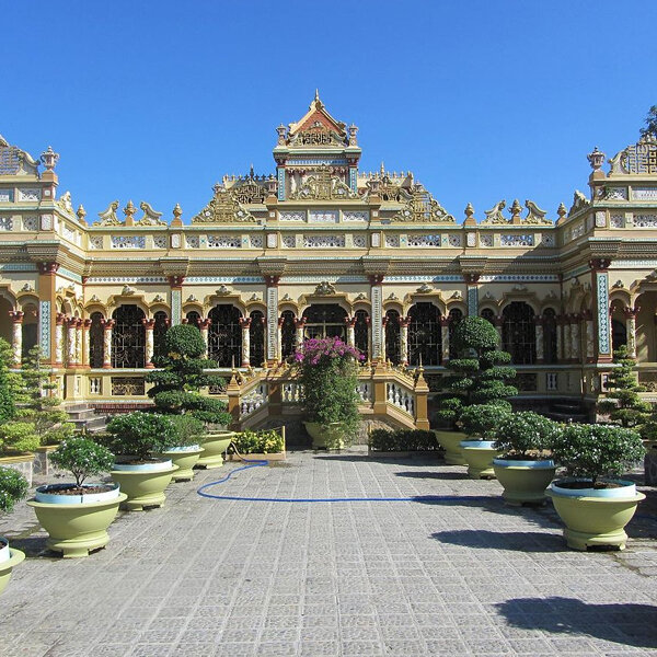 AMAZING VIETNAM & CAMBODIA.jpg